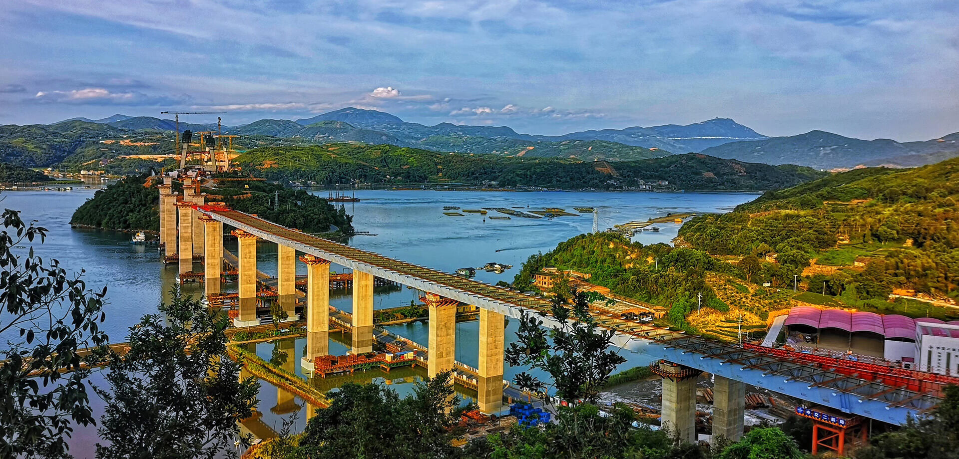 建設中的沙埕灣跨海大橋